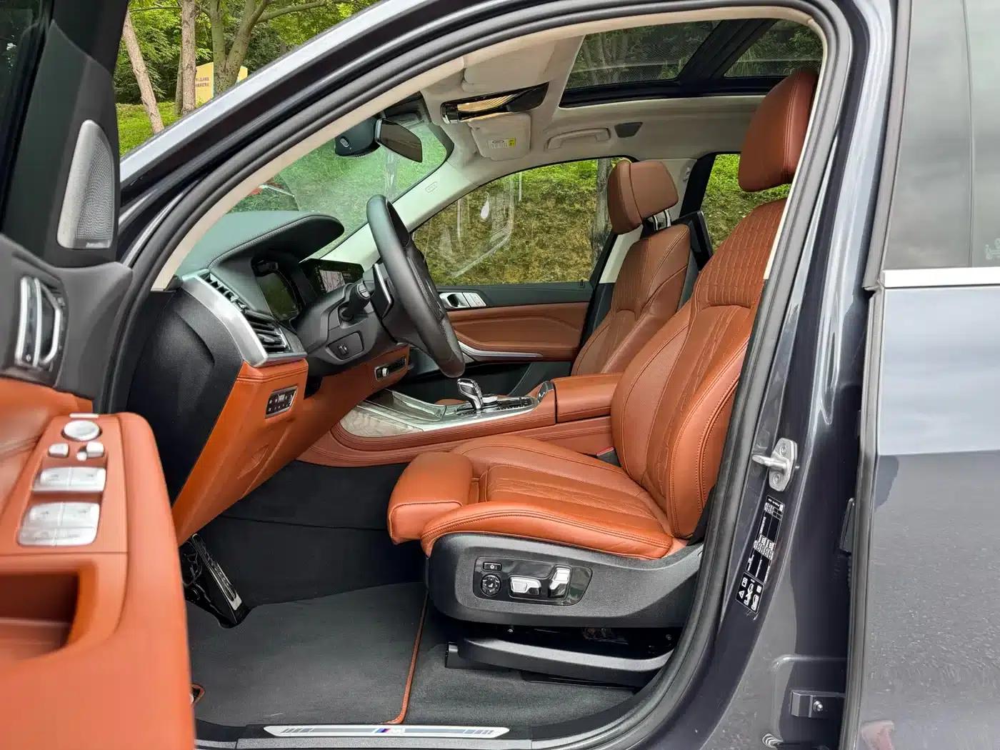 2021 BMW X7 xDrive40i Executive M Sport Package — миниатюра 13