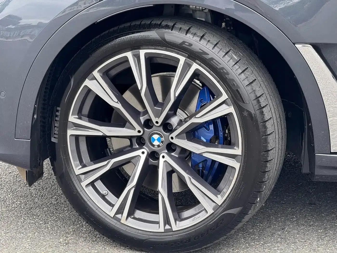 2021 BMW X7 xDrive40i Executive M Sport Package — миниатюра 5