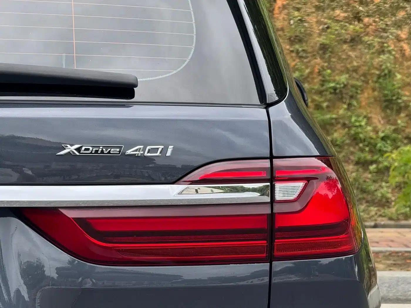 2021 BMW X7 xDrive40i Executive M Sport Package — миниатюра 10