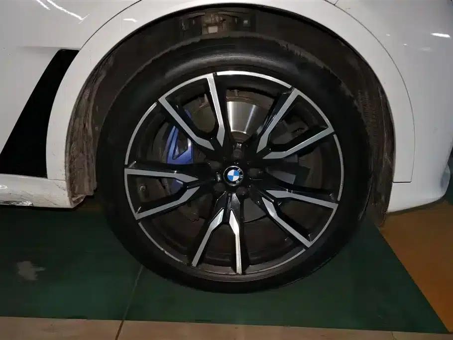 BMW X7 2022 xDrive40i M Sport Package — миниатюра 6