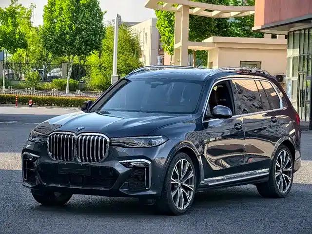2019 BMW X7 xDrive40i Executive M Sport Package