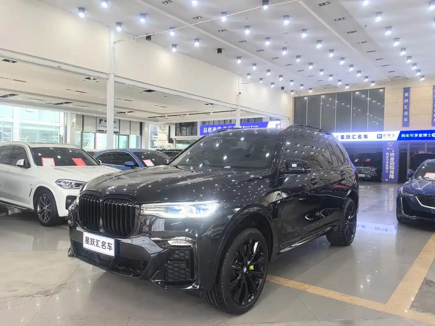 2019 BMW X7 xDrive40i Executive M Sport Package — миниатюра 1