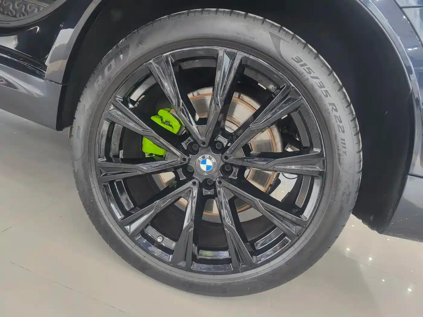 2019 BMW X7 xDrive40i Executive M Sport Package — миниатюра 19