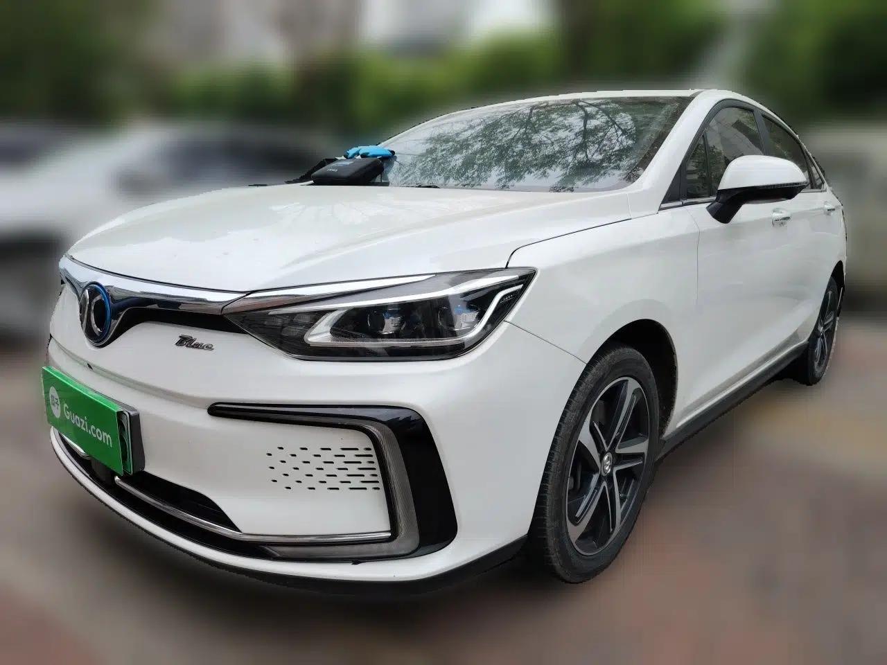 BAIC Beijing EU5 2018 R550 Smart Trend Edition — миниатюра 1