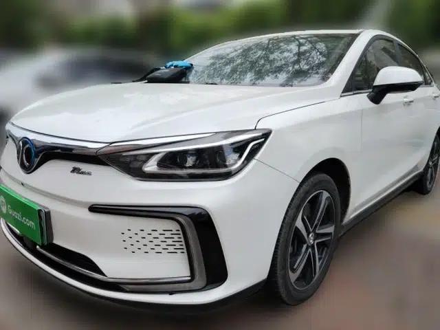 BAIC Beijing EU5 2018 R550 Smart Trend Edition