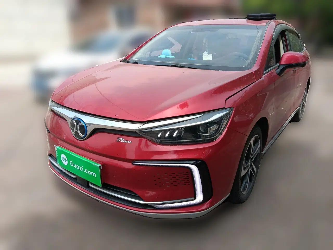 BAIC Beijing EU5 2018 R500 Smart Edition — миниатюра 1
