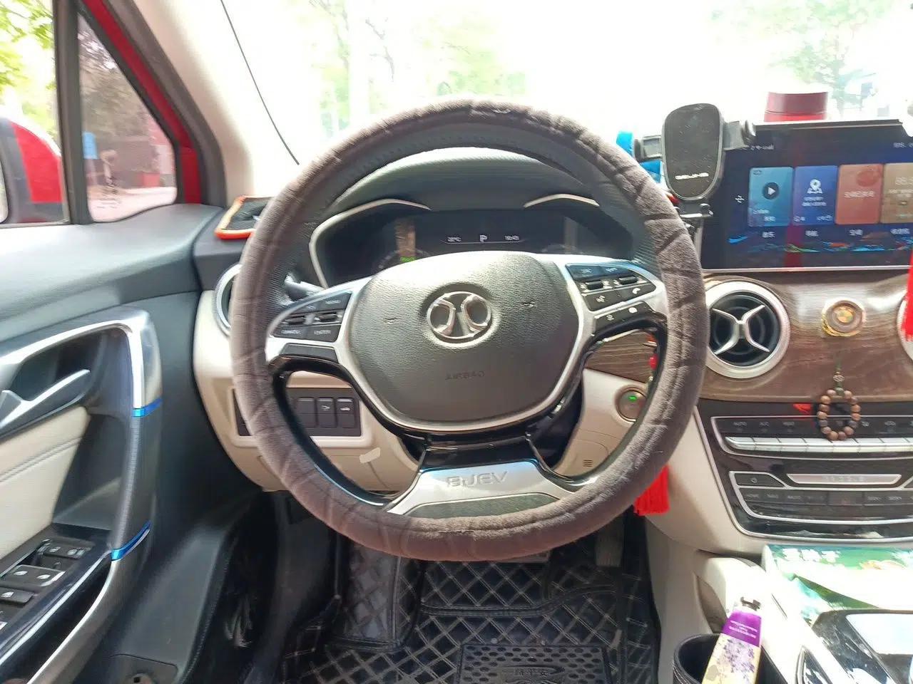 BAIC Beijing EU5 2018 R500 Smart Edition — миниатюра 11