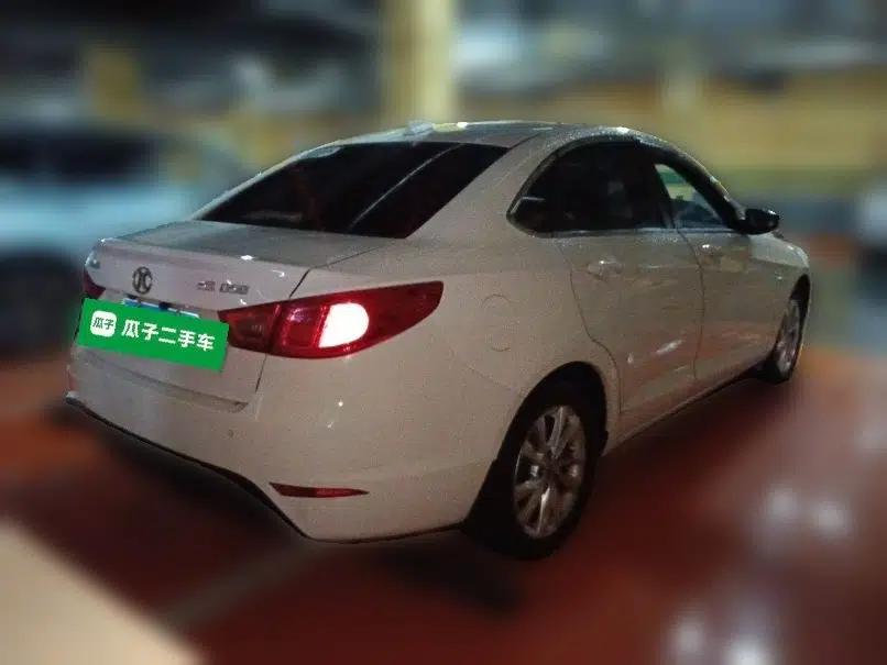 BAIC Senova D50 2014 1.5L manual comfort version — миниатюра 6