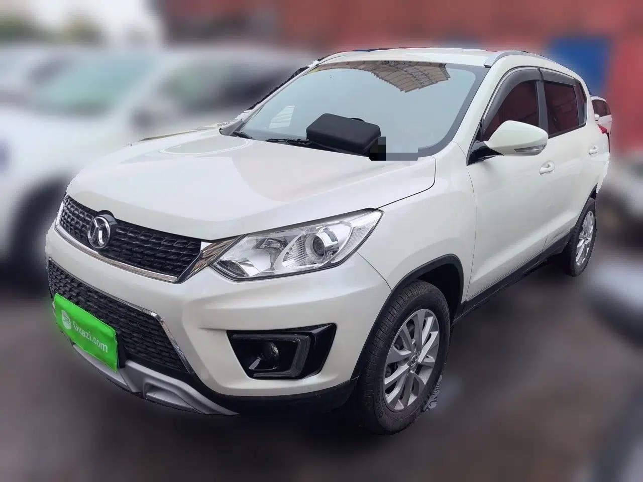 BAIC Senova X35 2016 1.5L Manual Elite Edition — миниатюра 1
