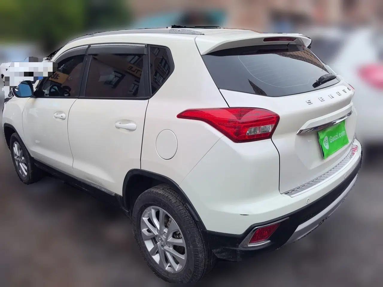 BAIC Senova X35 2016 1.5L Manual Elite Edition — миниатюра 4