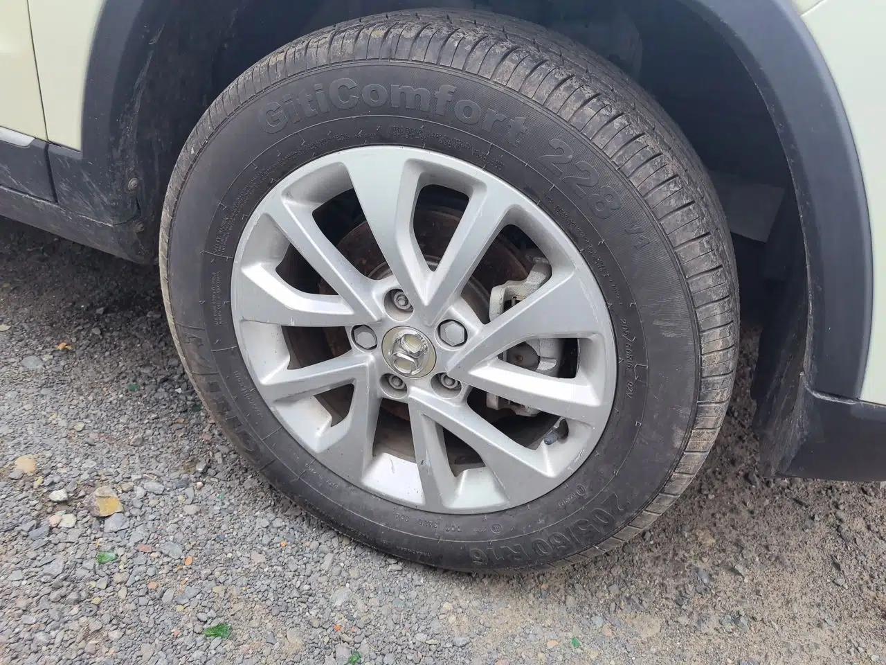 BAIC Senova X35 2016 1.5L Manual Elite Edition — миниатюра 8
