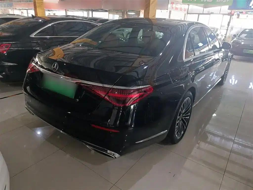 Mercedes-Benz S-Class PHEV 2023 S 450 e L Plug-in Hybrid Sedan — миниатюра 9