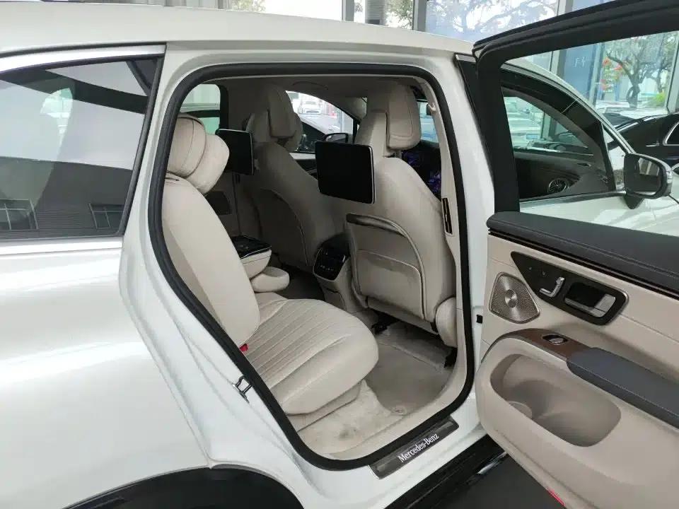 Mercedes-Benz EQS SUV 2023 450 4MATIC Luxury Edition — миниатюра 33