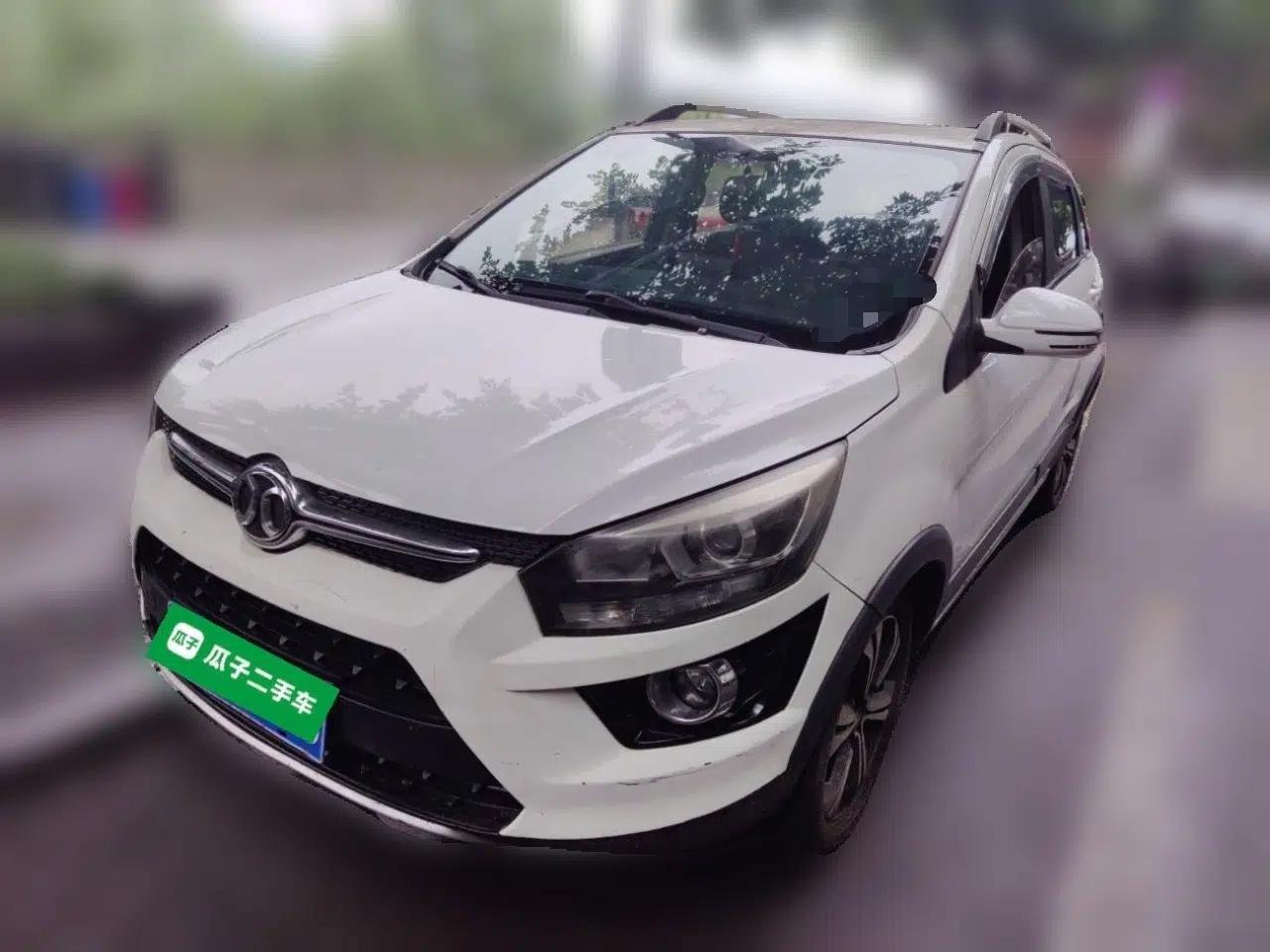 BAIC Senova X25 2015 1.5L Manual Elite Edition — миниатюра 1