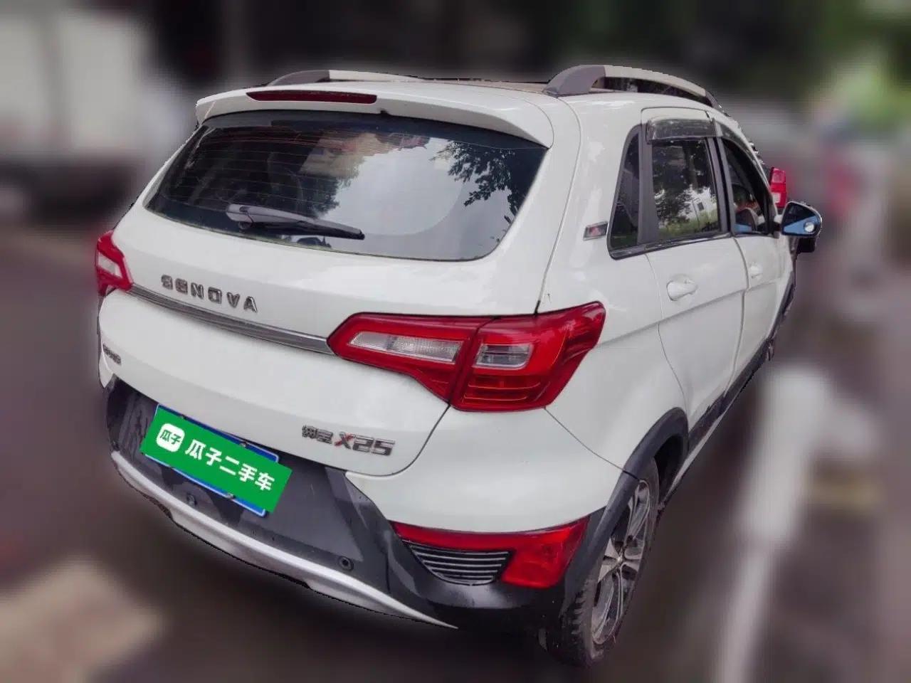 BAIC Senova X25 2015 1.5L Manual Elite Edition — миниатюра 6
