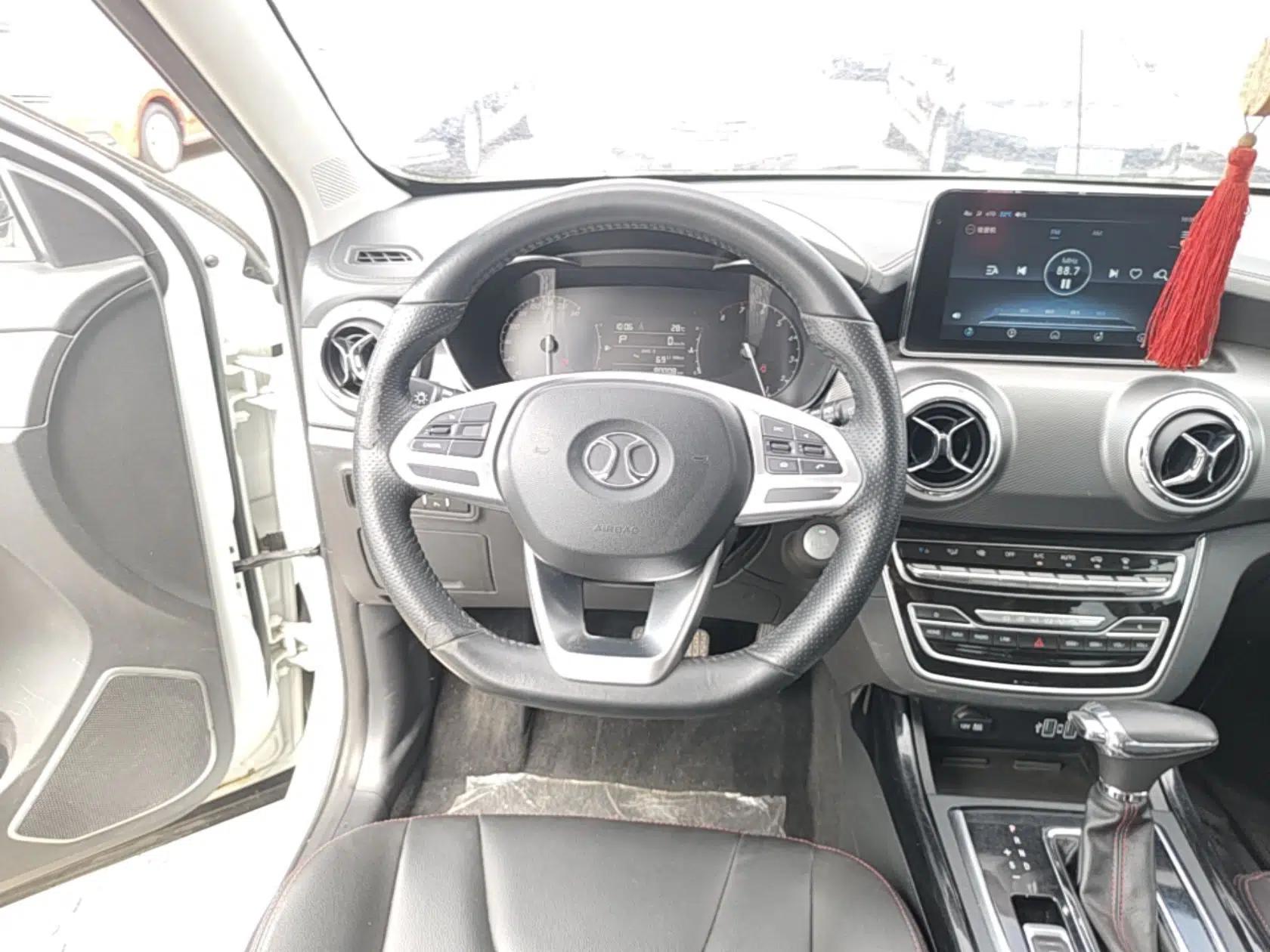 BAIC Beijing X5 2018 1.5T CVT Elite Version National V — миниатюра 13