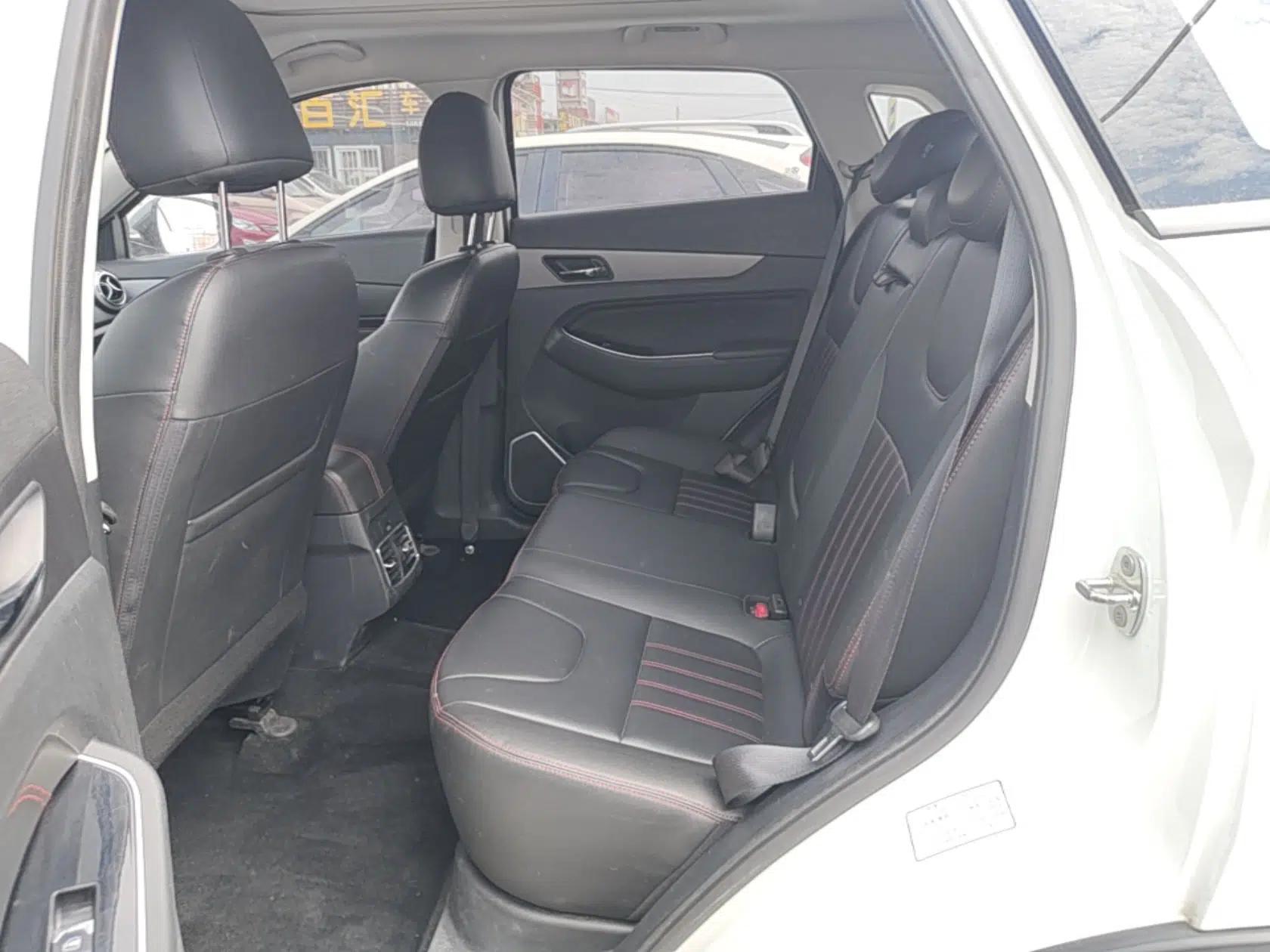 BAIC Beijing X5 2018 1.5T CVT Elite Version National V — миниатюра 19