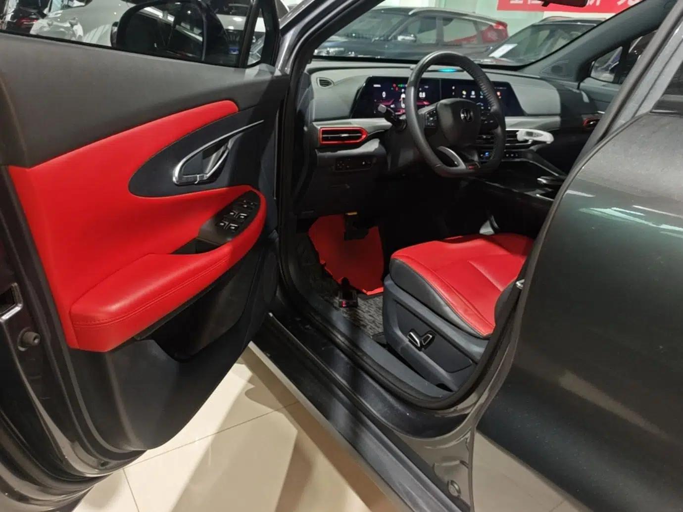 CHANGAN UNI-T 2020 1.5T Prestige Version — миниатюра 19