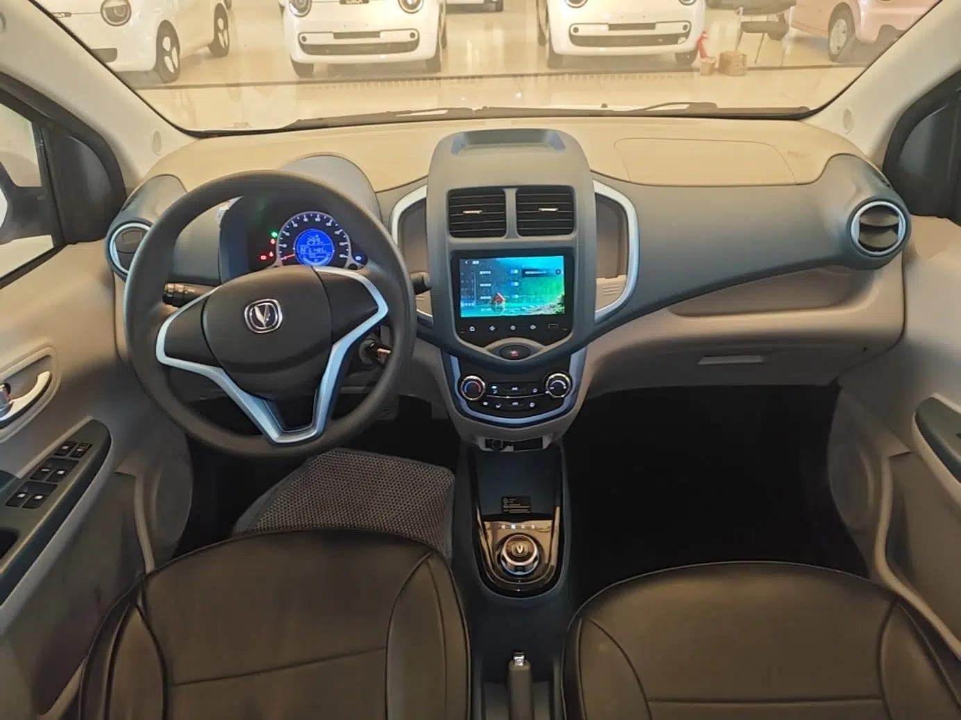 CHANGAN Benni E-Star 2021 National Edition Colorful Version Lithium Iron Phosphate (31.18 kWh) — миниатюра 13