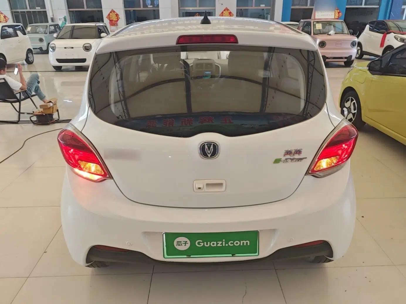 CHANGAN Benni E-Star 2021 National Edition Colorful Version Lithium Iron Phosphate (31.18 kWh) — миниатюра 5