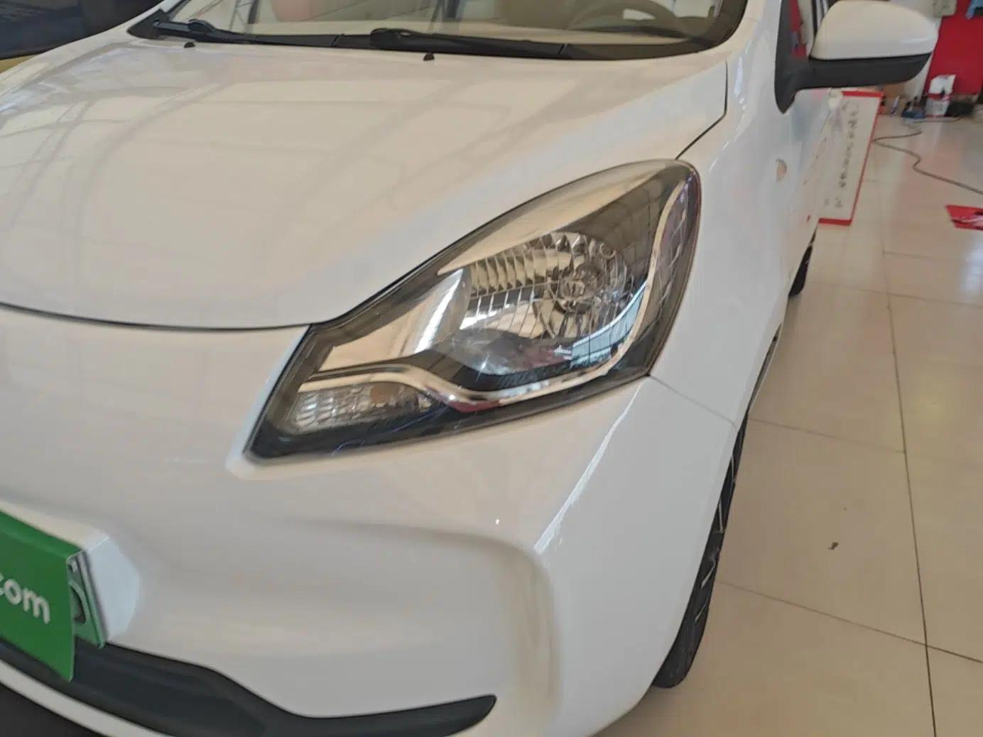 CHANGAN Benni E-Star 2021 National Edition Colorful Version Lithium Iron Phosphate (31.18 kWh) — миниатюра 9
