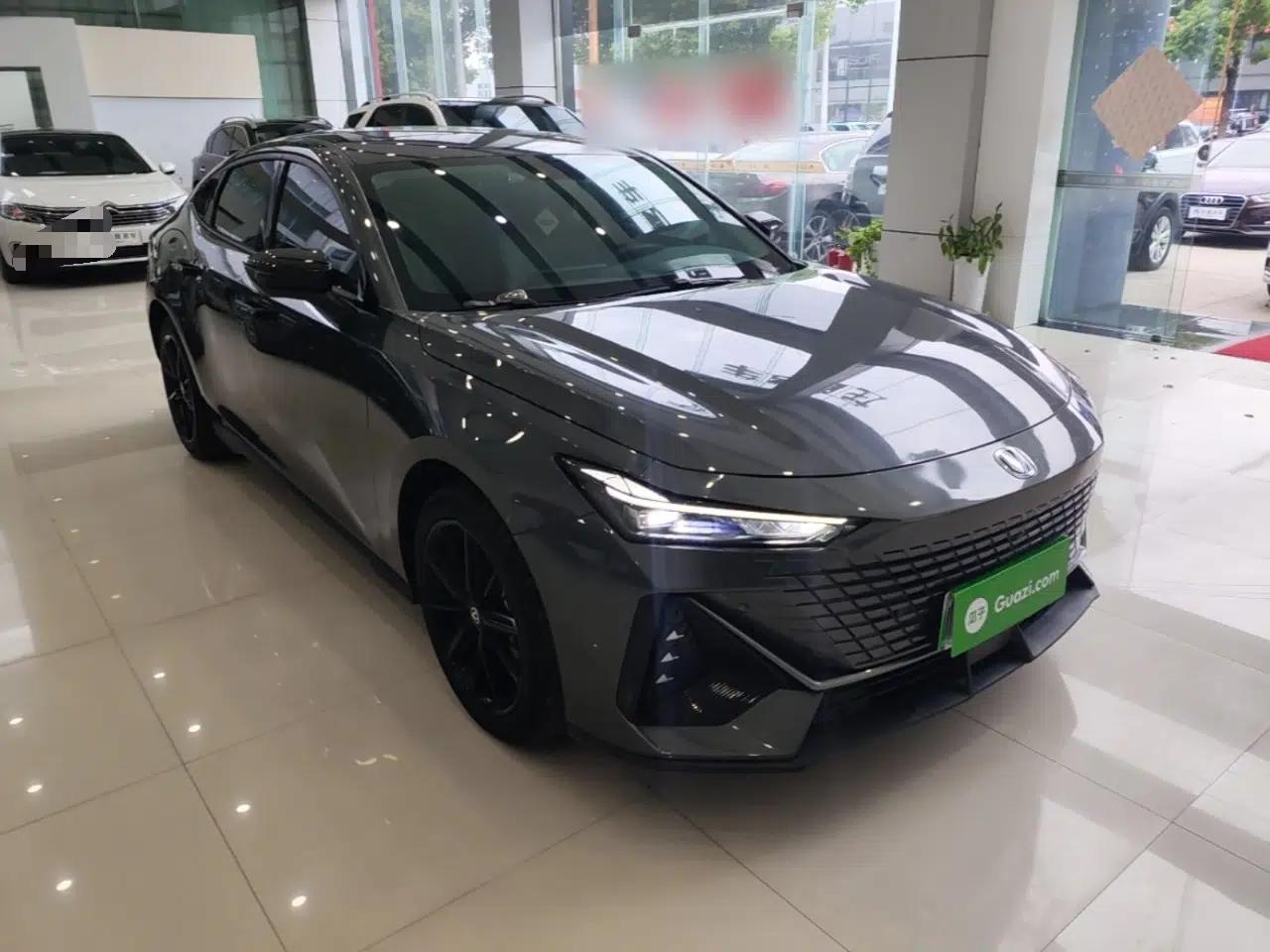 CHANGAN UNI-V iDD 2023 Zhidian iDD 1.5T 113km Smart & Fun Version (Rapid Edition) — миниатюра 3