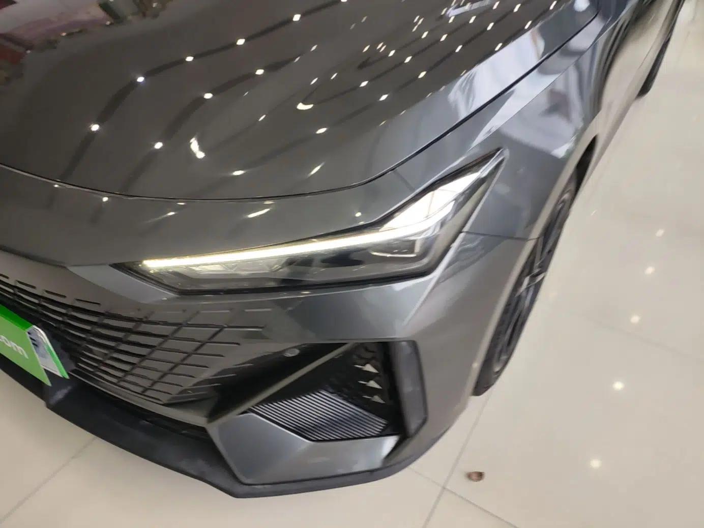 CHANGAN UNI-V iDD 2023 Zhidian iDD 1.5T 113km Smart & Fun Version (Rapid Edition) — миниатюра 9