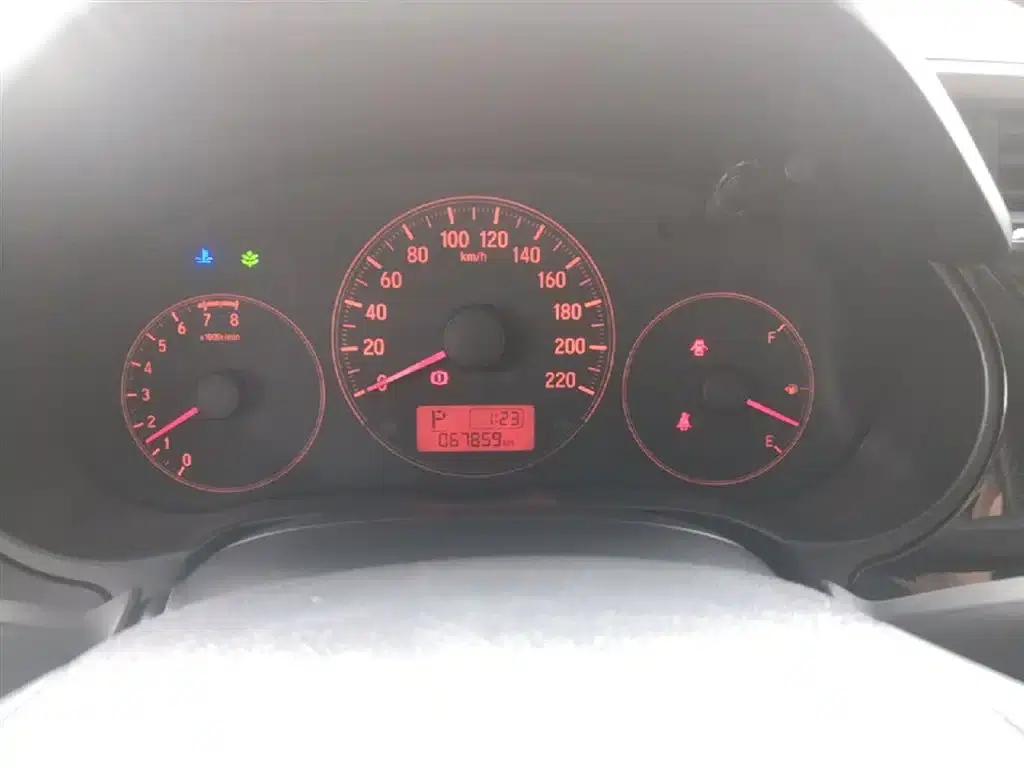 Honda City 2017 1.5L CVT Comfort Edition — миниатюра 12