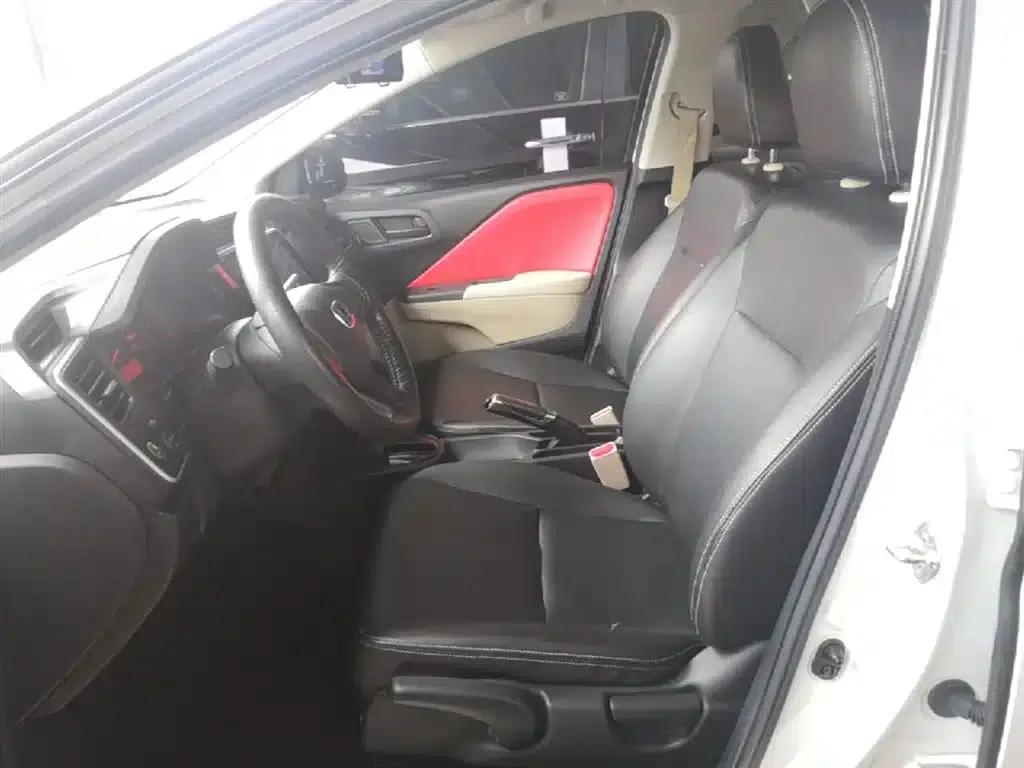 Honda City 2017 1.5L CVT Comfort Edition — миниатюра 15
