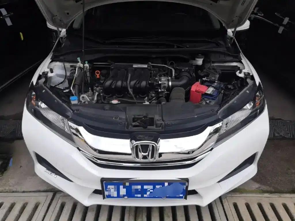 Honda City 2017 1.5L CVT Comfort Edition — миниатюра 20