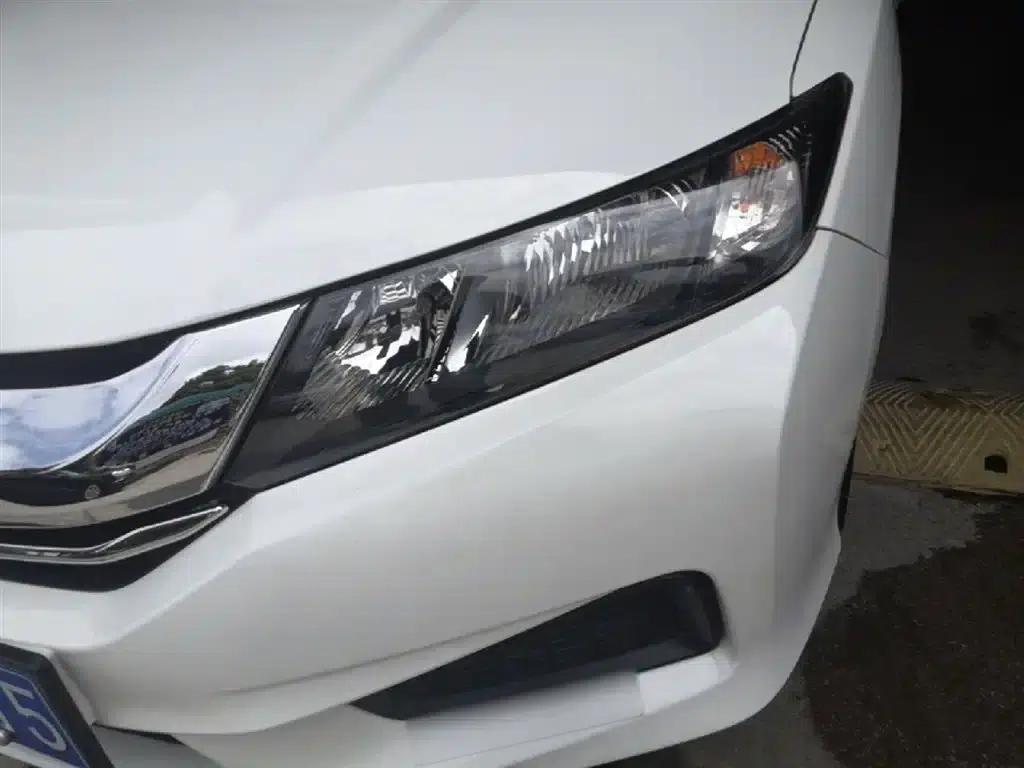 Honda City 2017 1.5L CVT Comfort Edition — миниатюра 24