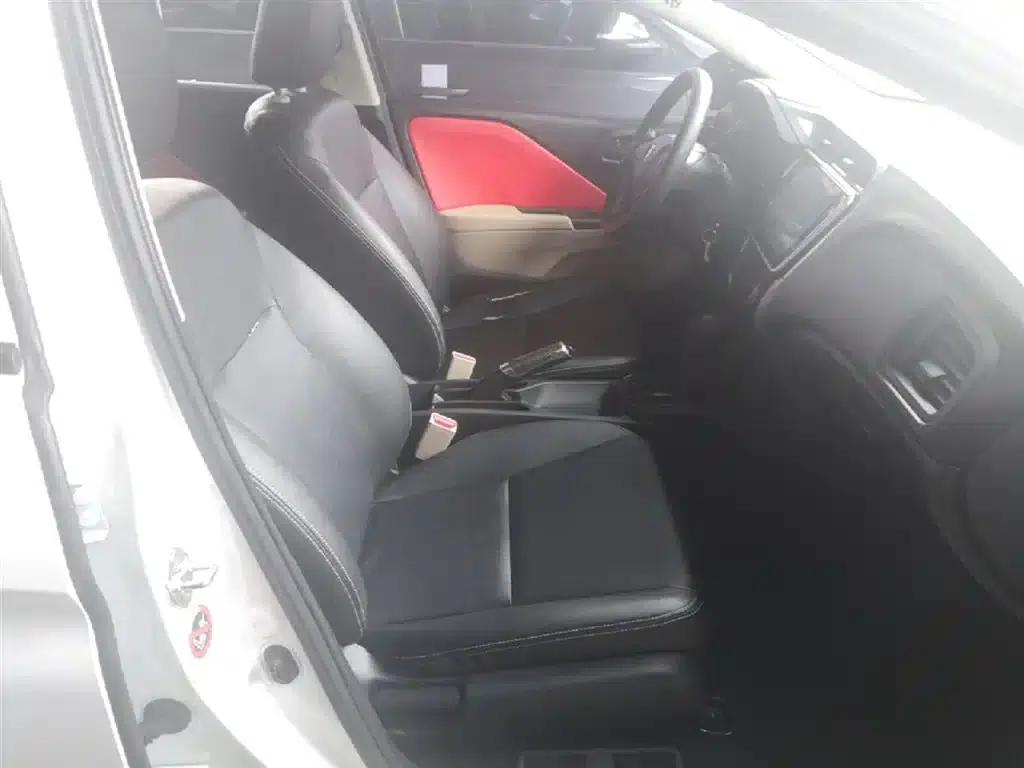 Honda City 2017 1.5L CVT Comfort Edition — миниатюра 25