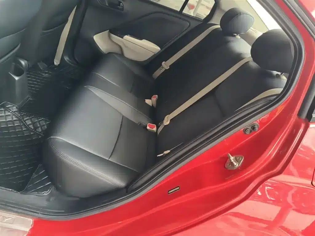 Honda City 2015 1.5L CVT Comfort Edition — миниатюра 17