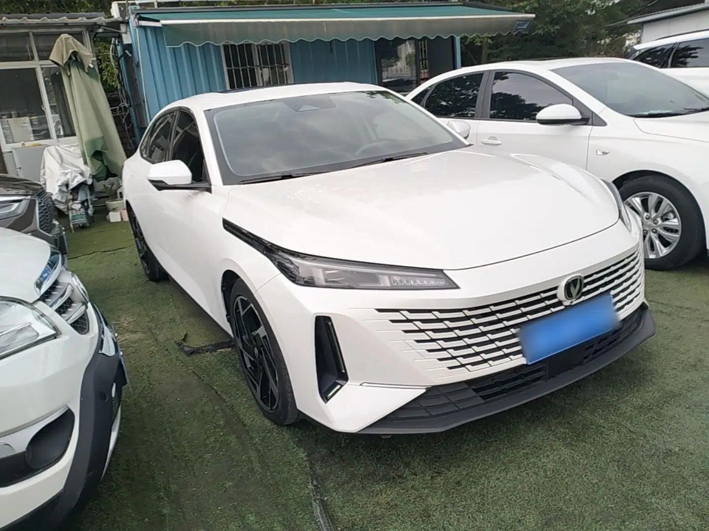 CHANGAN Eado DD 2023 Blue Whale NE 1.5T GDI DCT Flagship Model — миниатюра 3