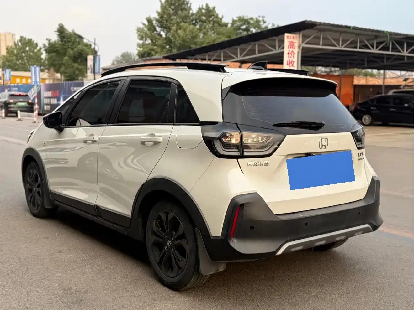 LIFE 2021 1.5L CVT CRO-S Fun Edition — миниатюра 9