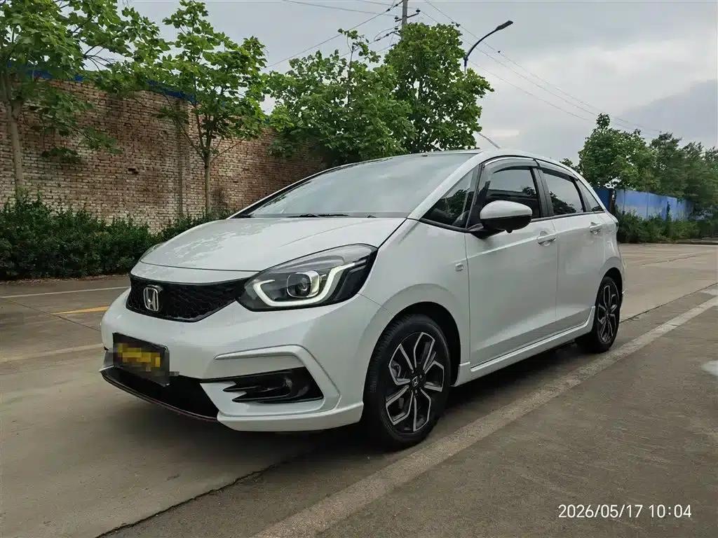 LIFE 2023 1.5L CVT SPORT Edition — миниатюра 1