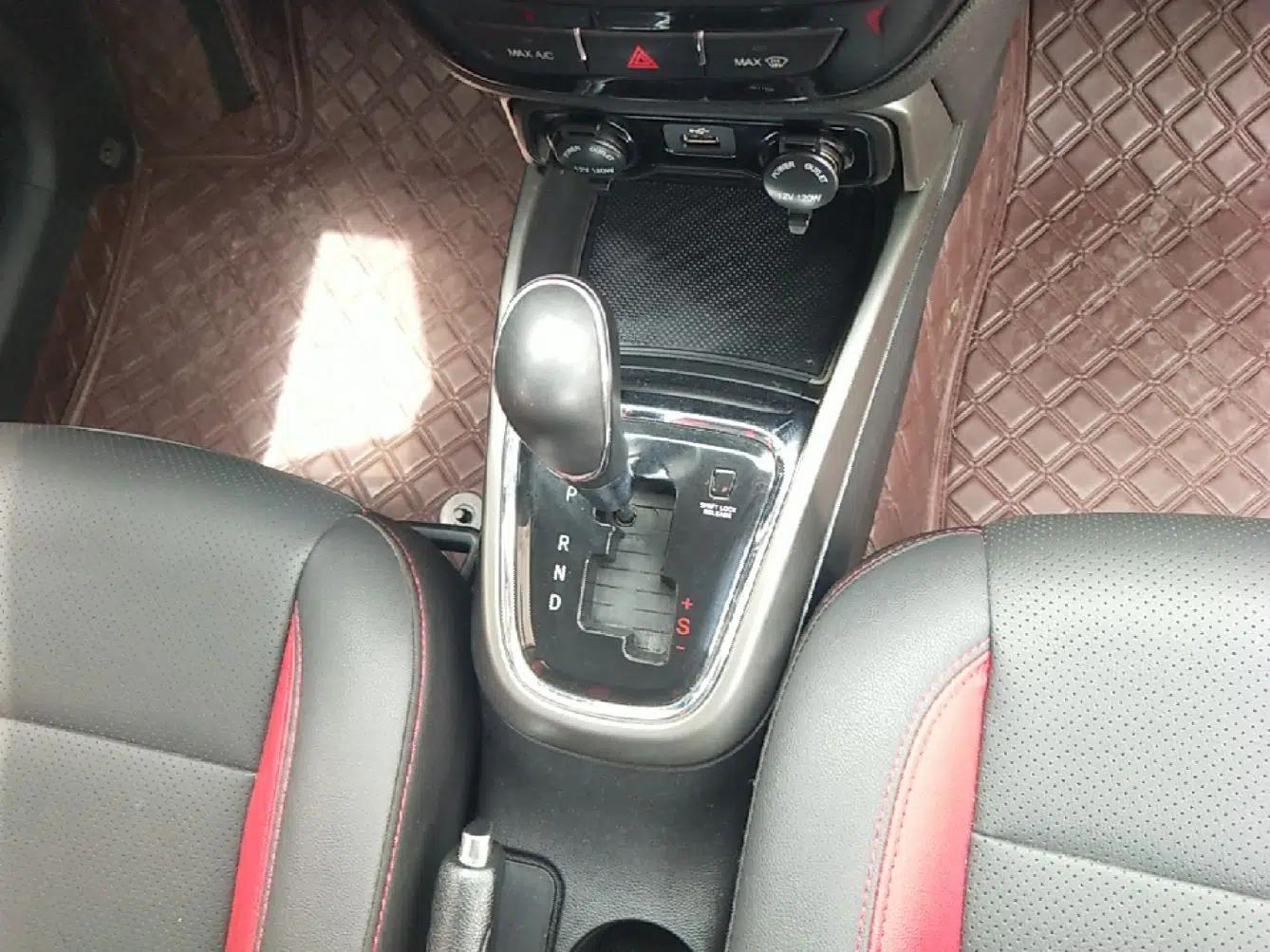 CHANGAN CS15 2016 1.5L Automatic Fashion Edition — миниатюра 17