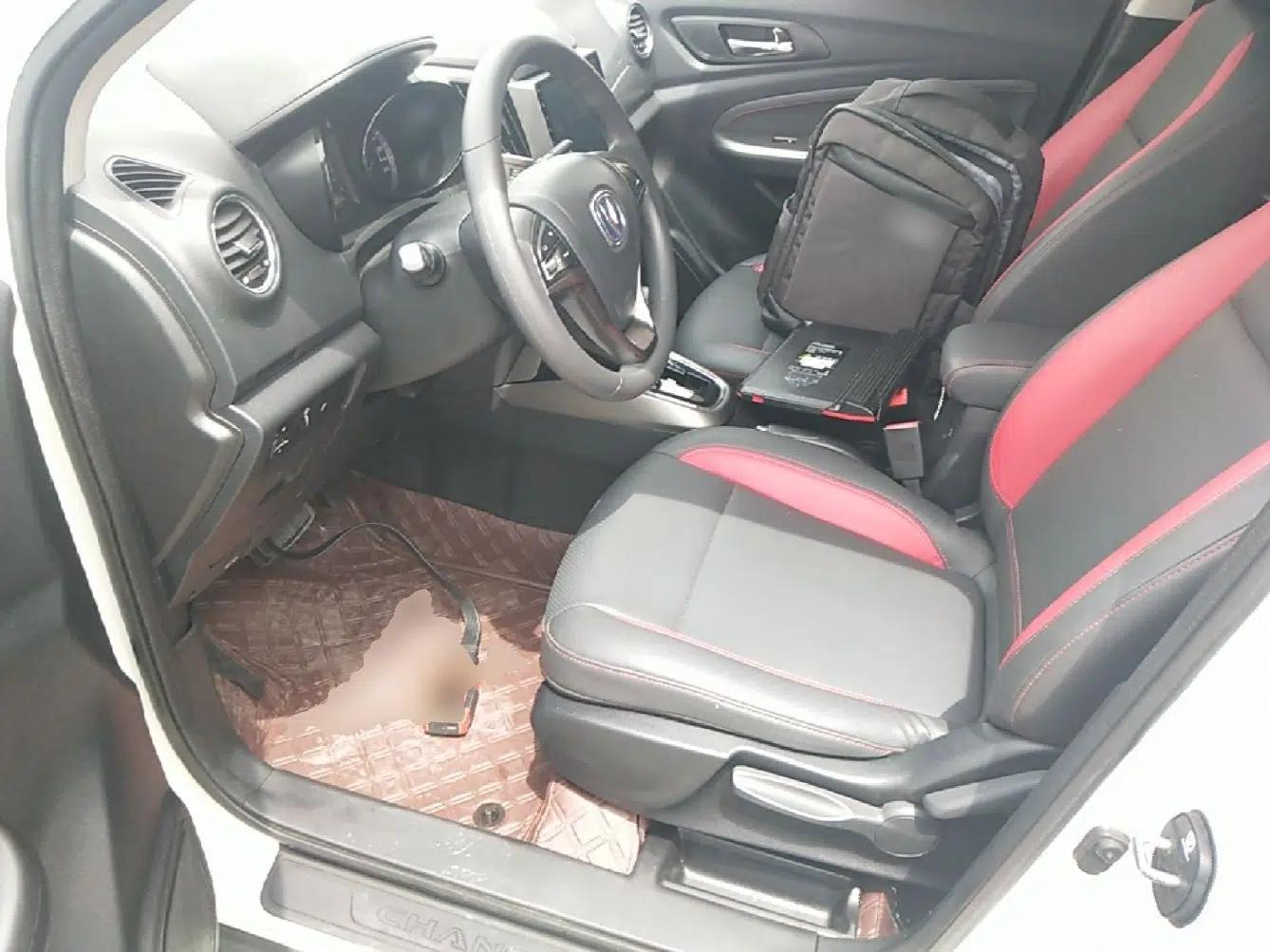 CHANGAN CS15 2016 1.5L Automatic Fashion Edition — миниатюра 18
