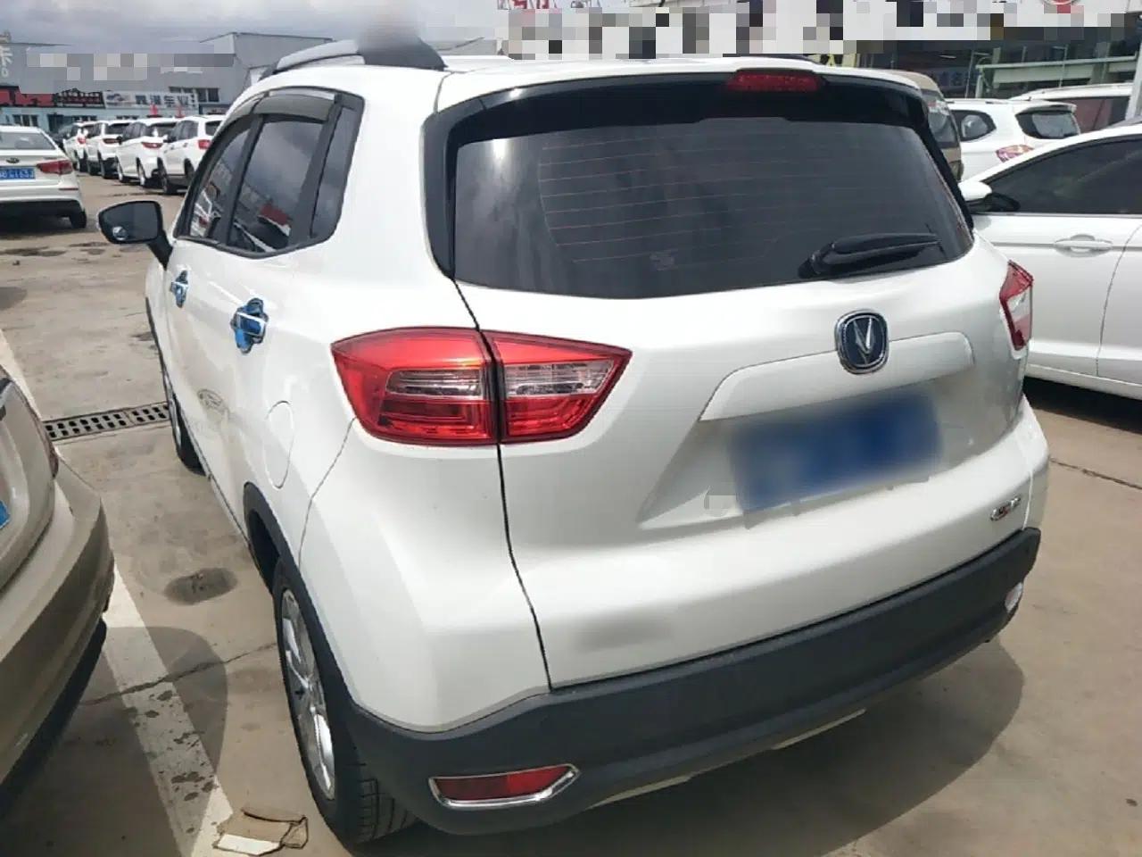 CHANGAN CS15 2016 1.5L Automatic Fashion Edition — миниатюра 4