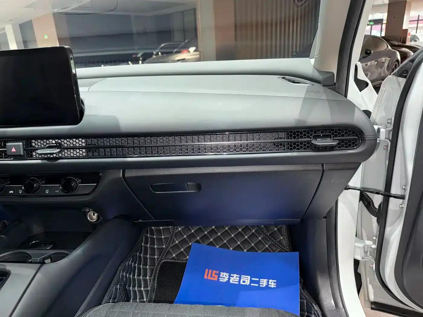 Honda HR-V 2023 240TURBO Enjoy Edition — миниатюра 20