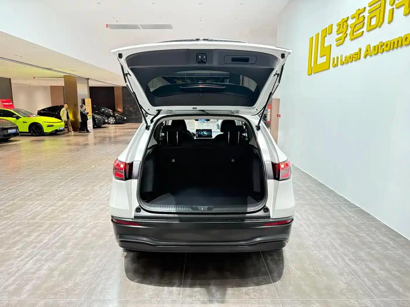 Honda HR-V 2023 240TURBO Enjoy Edition — миниатюра 24