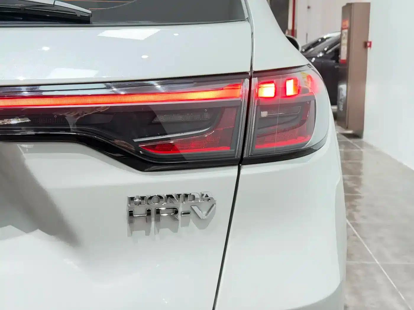 Honda HR-V 2023 240TURBO Enjoy Edition — миниатюра 31