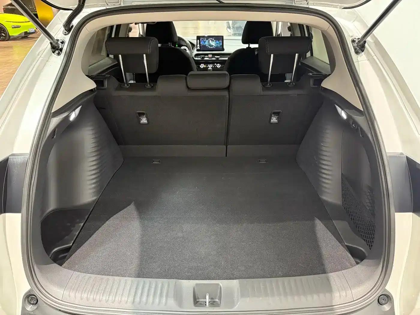 Honda HR-V 2023 240TURBO Enjoy Edition — миниатюра 32