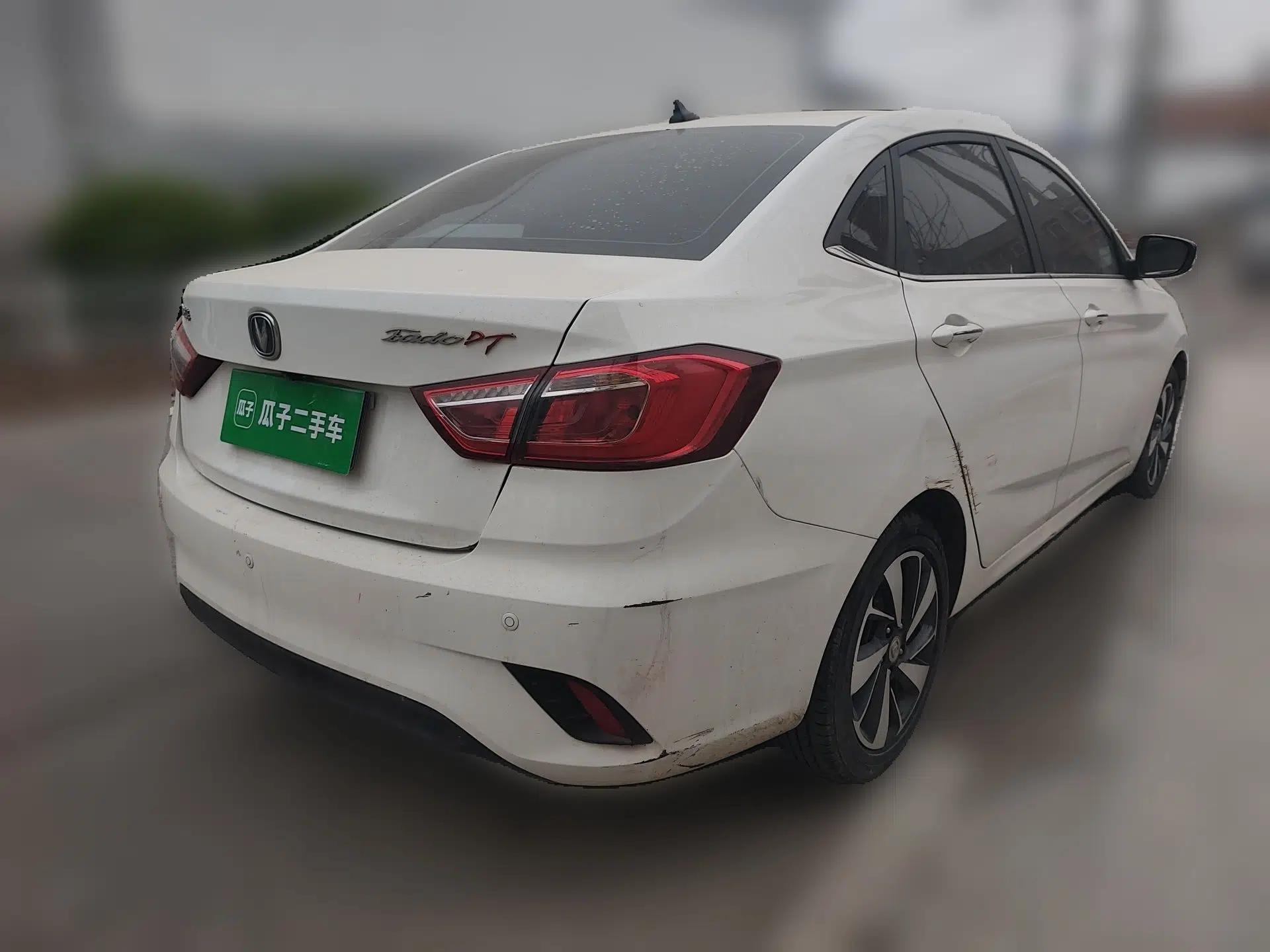 CHANGAN Eado DT 2018 1.6L Automatic Luxury Model — миниатюра 6
