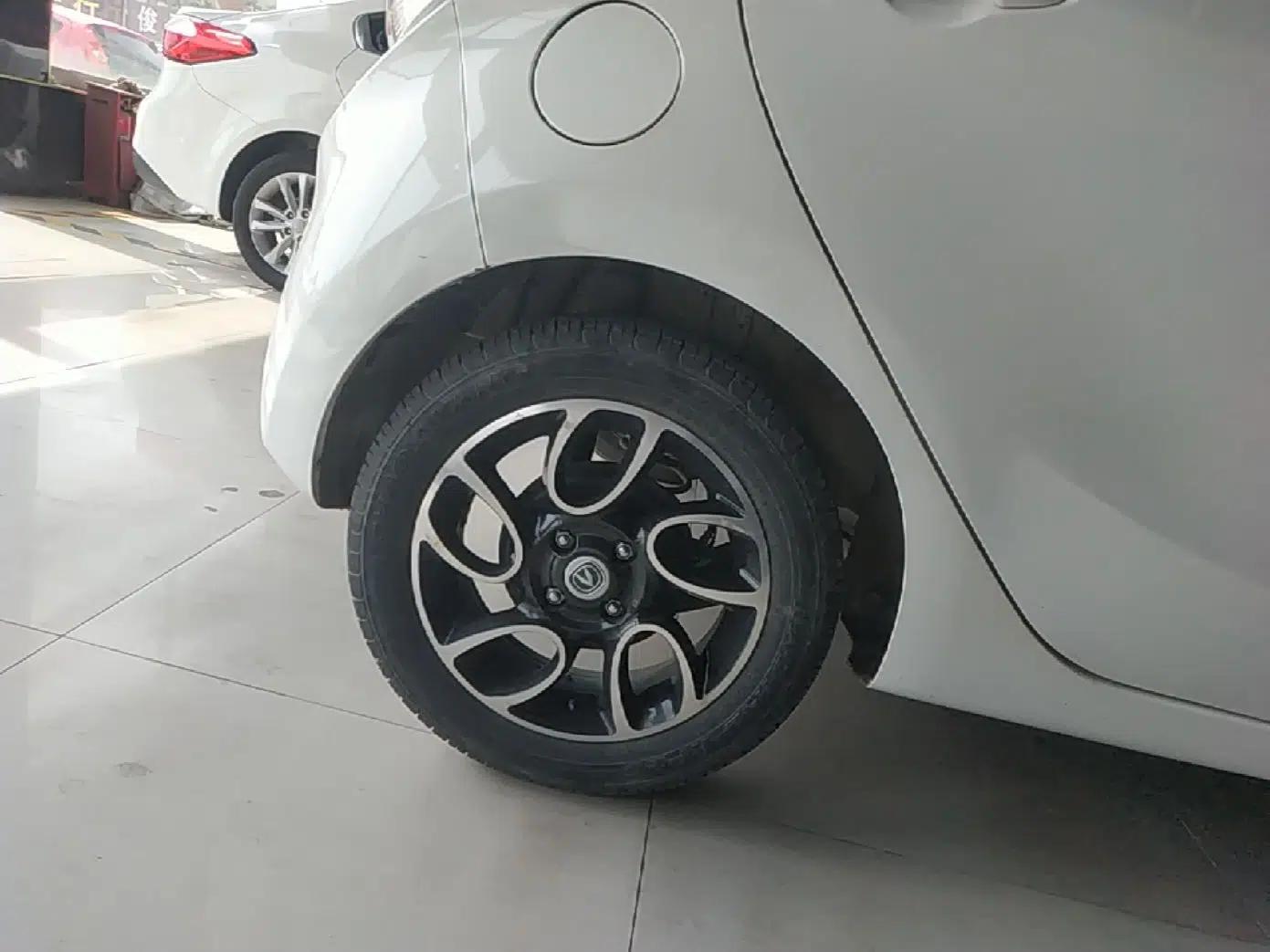 CHANGAN Benni 2015 1.4L IMT Luxury Model China V Standard — миниатюра 10