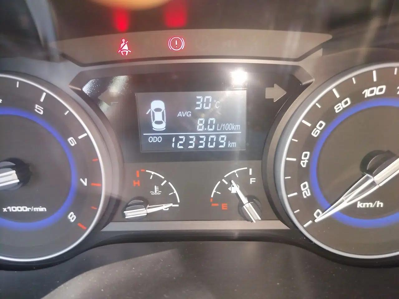 CHANGAN Alsvin V7 2015 1.6L Manual Enjoyment Model China IV Standard — миниатюра 13