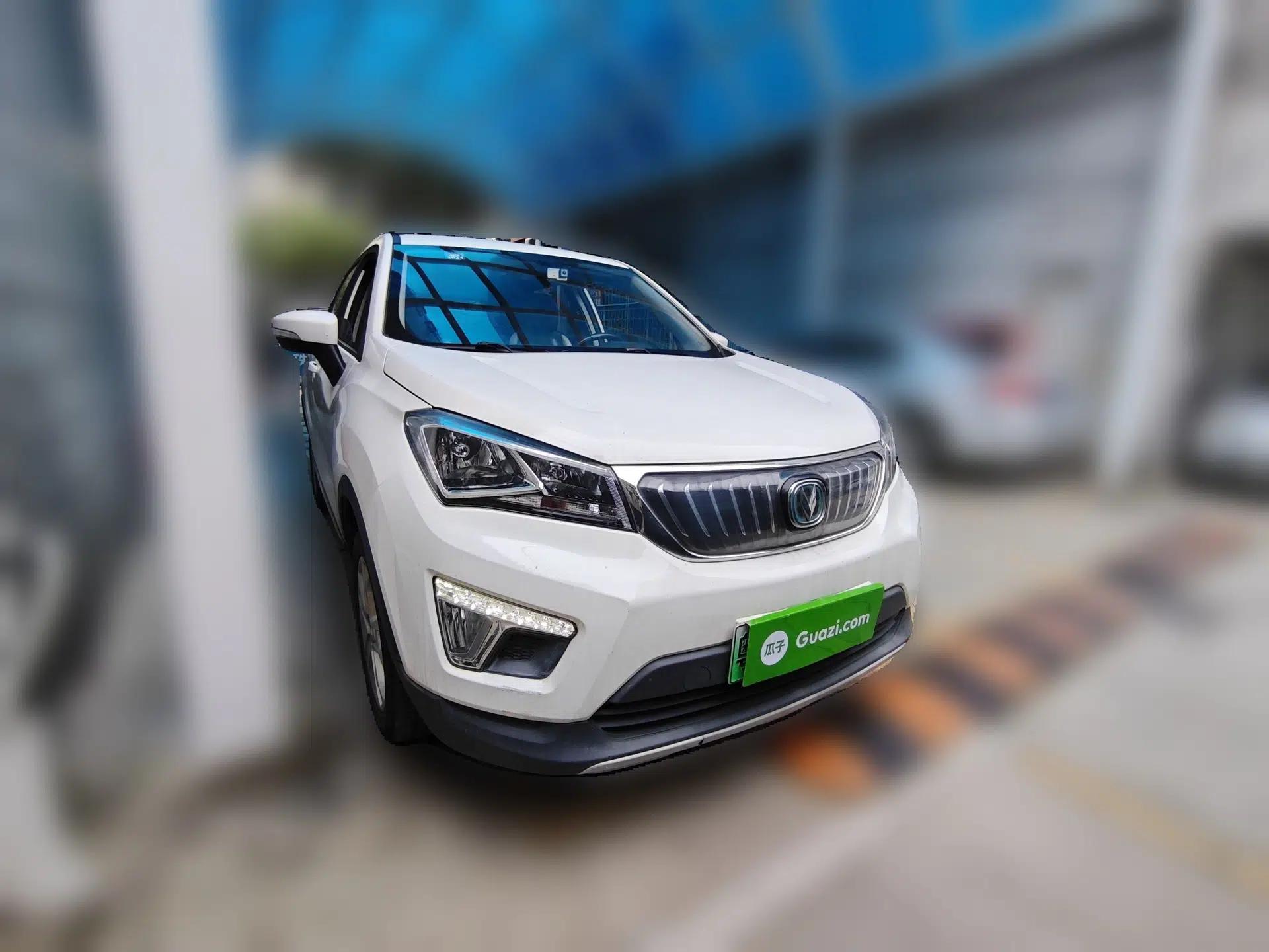CHANGAN CS15EV 2018 350i — миниатюра 3