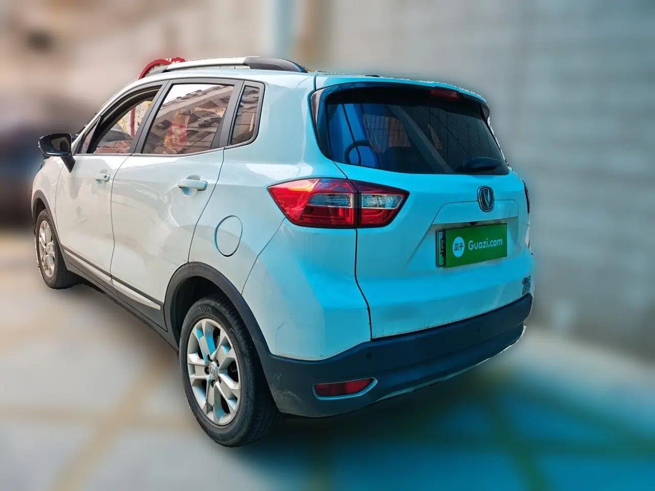 CHANGAN CS15EV 2018 350i — миниатюра 4