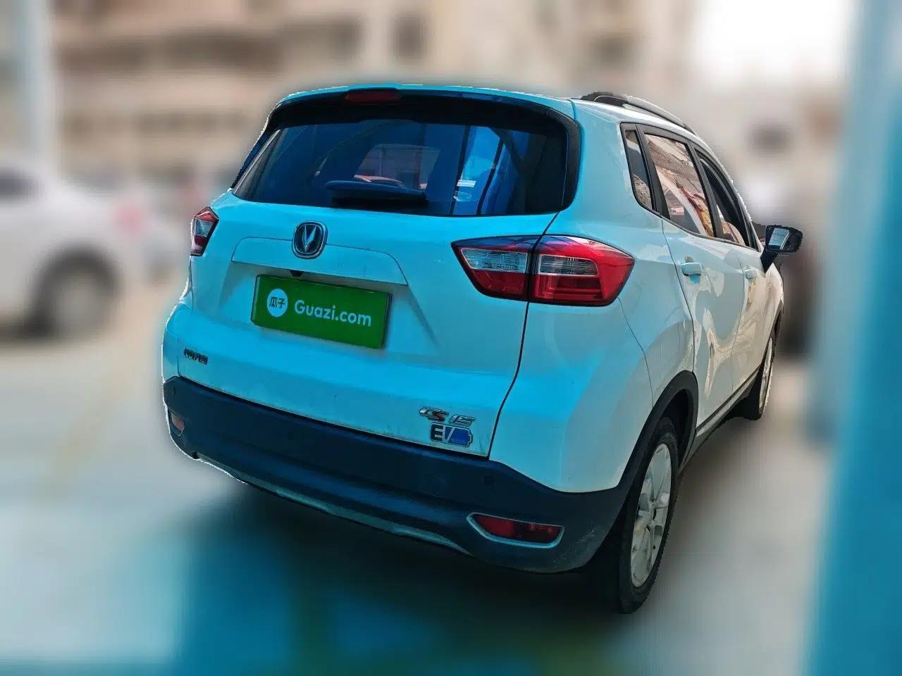CHANGAN CS15EV 2018 350i — миниатюра 6