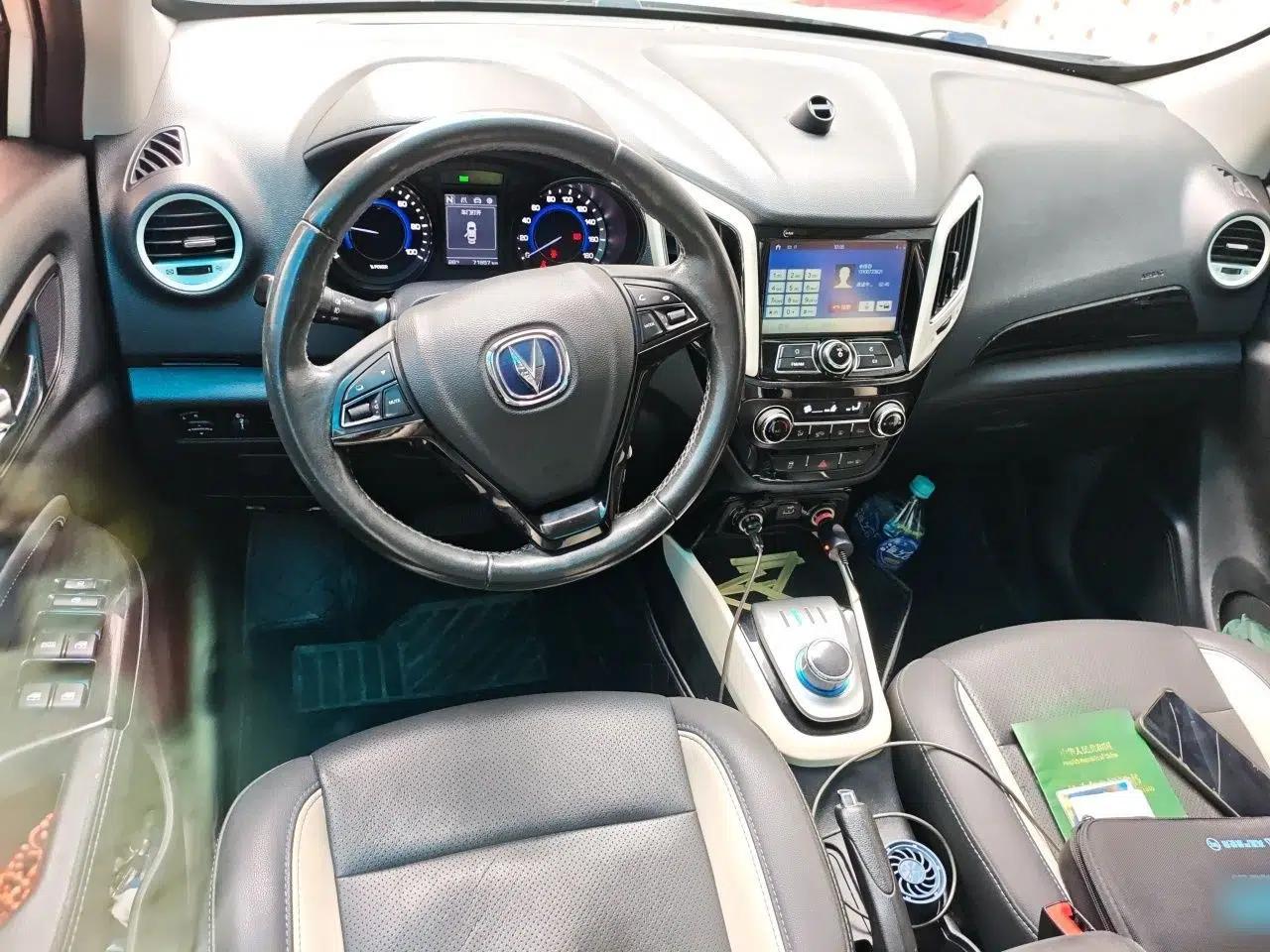 CHANGAN CS15EV 2018 350i — миниатюра 10